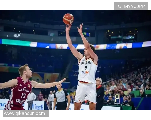 萨拉夫初体验NBA节奏吃亏 五犯暴露差距但收获宝贵成长机会