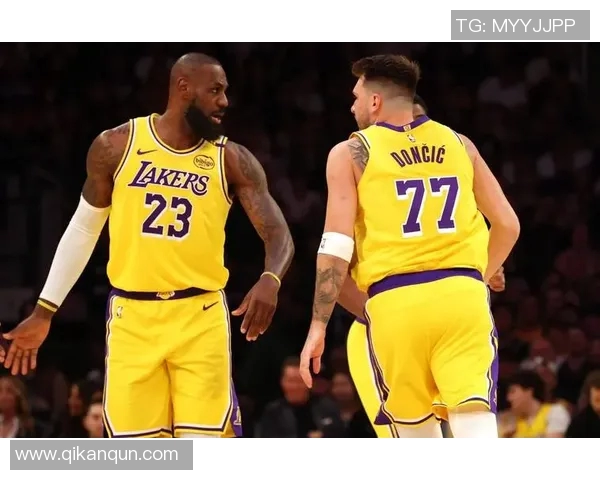 湖人官宣明日对阵森林狼伤病报告：詹姆斯和东契奇等5人缺席