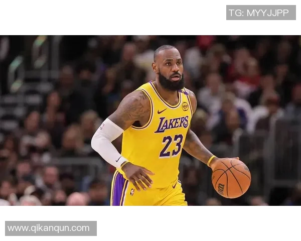 24分溃败太阳+23分输火箭！从西部第二到防守崩盘，湖人争冠面具被撕碎，主帅甩锅