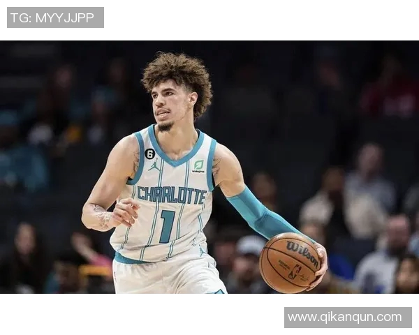 12战10胜！联盟第1！快船超级崛起，小卡迎来新里程碑