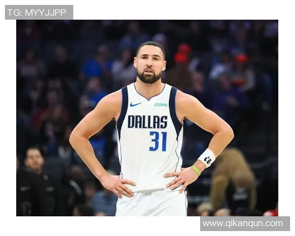 巅峰佛祖回归？克莱连续两记高难度三分 半场命中6记三分了！