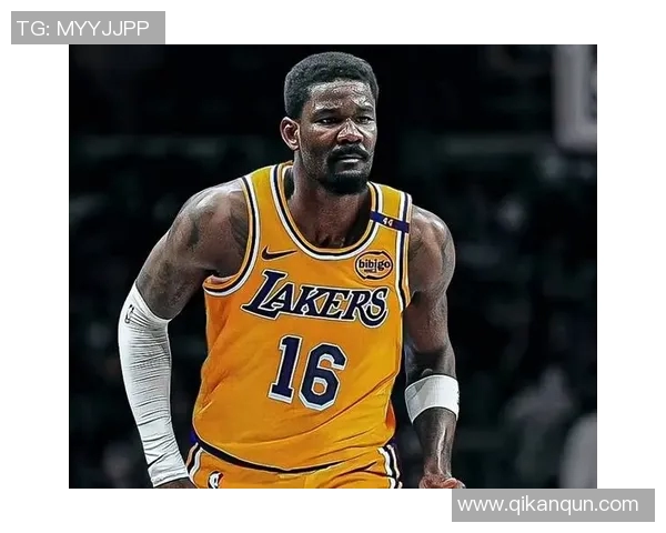 湖人本赛季首次在进入第四节领先时失利，此前25胜0负